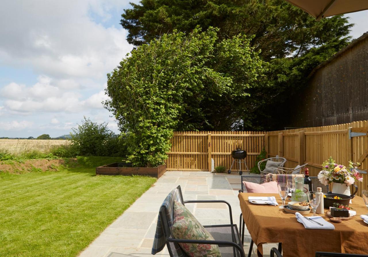 The Old Barn At Moor Farm Villa Godshill  Exterior photo